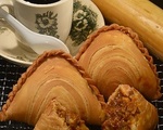 StreetDeal - $2 for 2, $5.90 for 6, $9.80 for 10 Curry Puffs @ Richie's Curry Puff Jurong East & West (Save 24%)